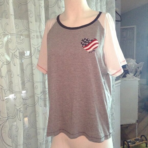 Tommy Hilfiger "XL" "Heart" Tee, Single Stitch, Color Selvedge, RWB American USA - Picture 1 of 5
